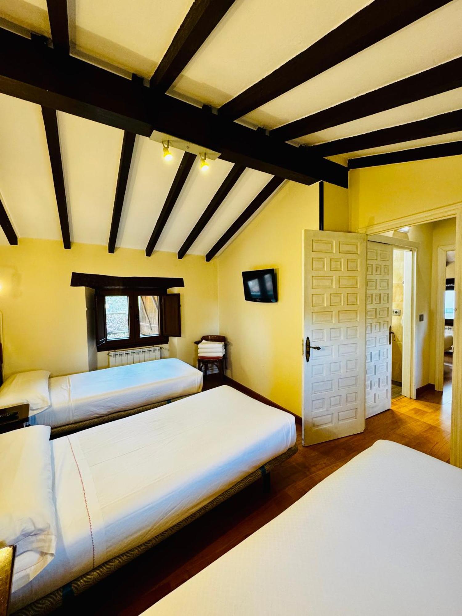 라네스 La Casina De La Arquera 빌라 외부 사진